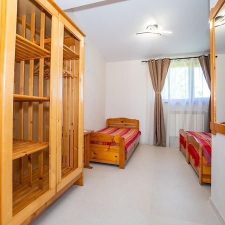 ホテル Casa Nikita ヴァマ・ヴェケ エクステリア 写真
